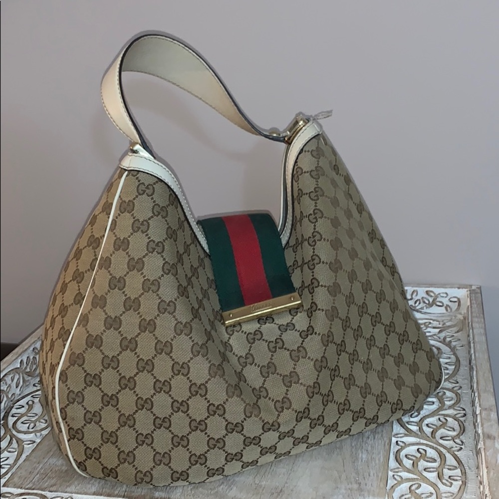 Authentic GUCCI special edition shoulder bag.